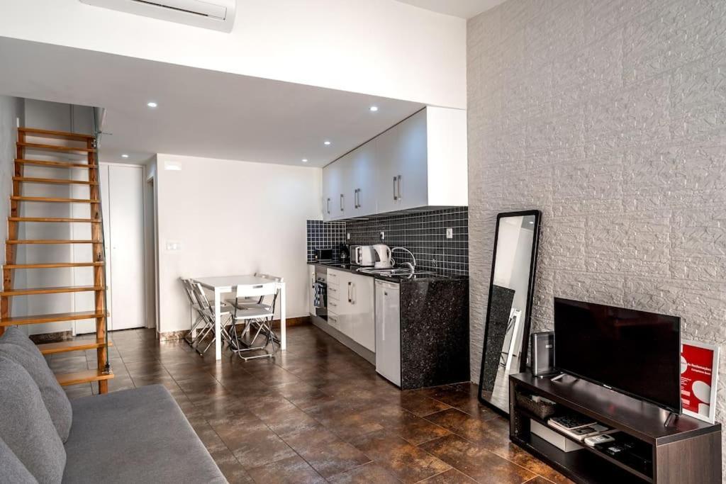 Cozy Ground Floor Studio With Ac And Loft Bedroom Lissabon Exterior foto