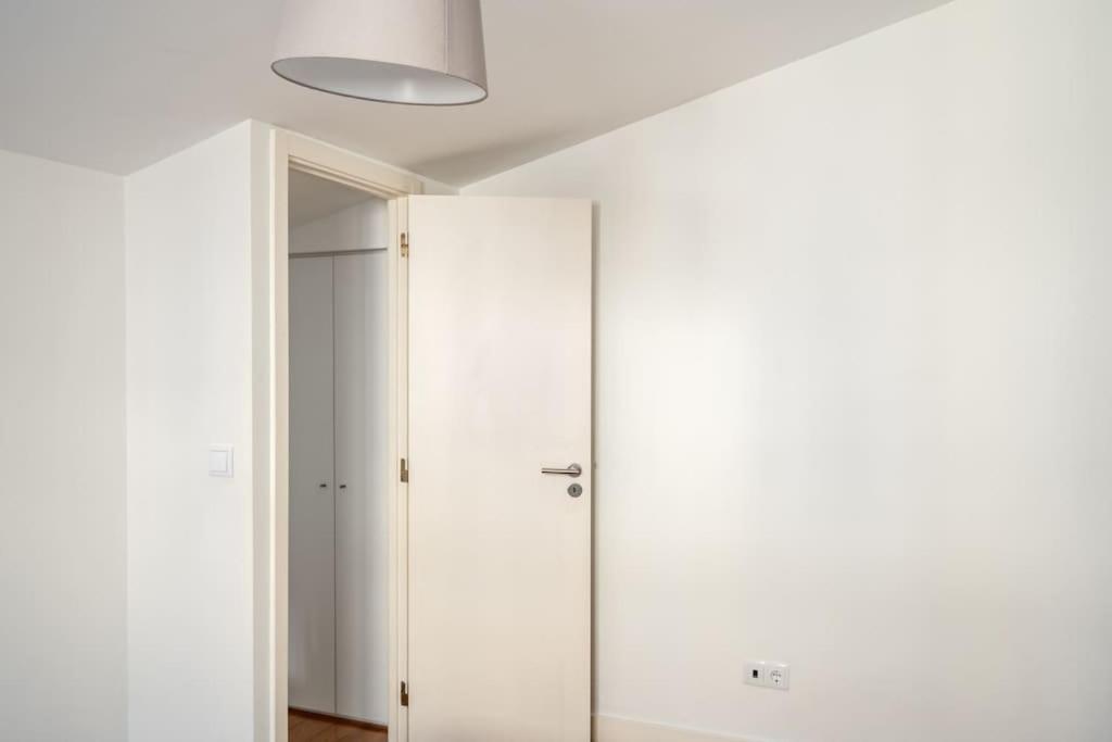 Cozy Ground Floor Studio With Ac And Loft Bedroom Lissabon Exterior foto